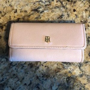 Tommy Hilfiger wallet